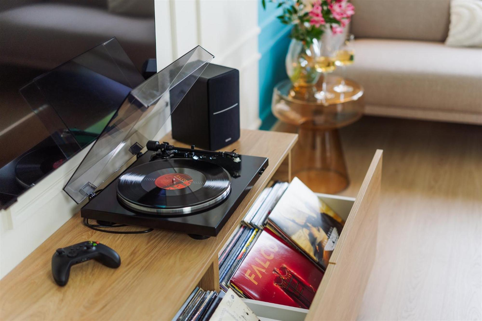 Good Vibe Studio Near Metro - Garage, Air-Conditioning, Vinyl Player Prague Ngoại thất bức ảnh