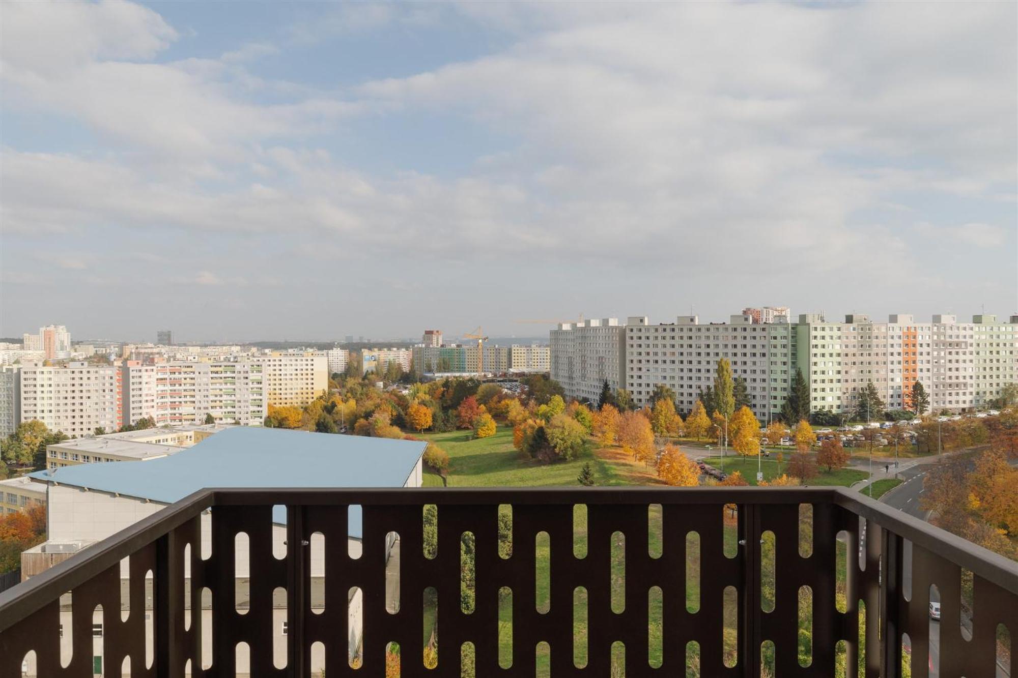 Good Vibe Studio Near Metro - Garage, Air-Conditioning, Vinyl Player Prague Ngoại thất bức ảnh